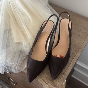Banana Republic slingbacks 10